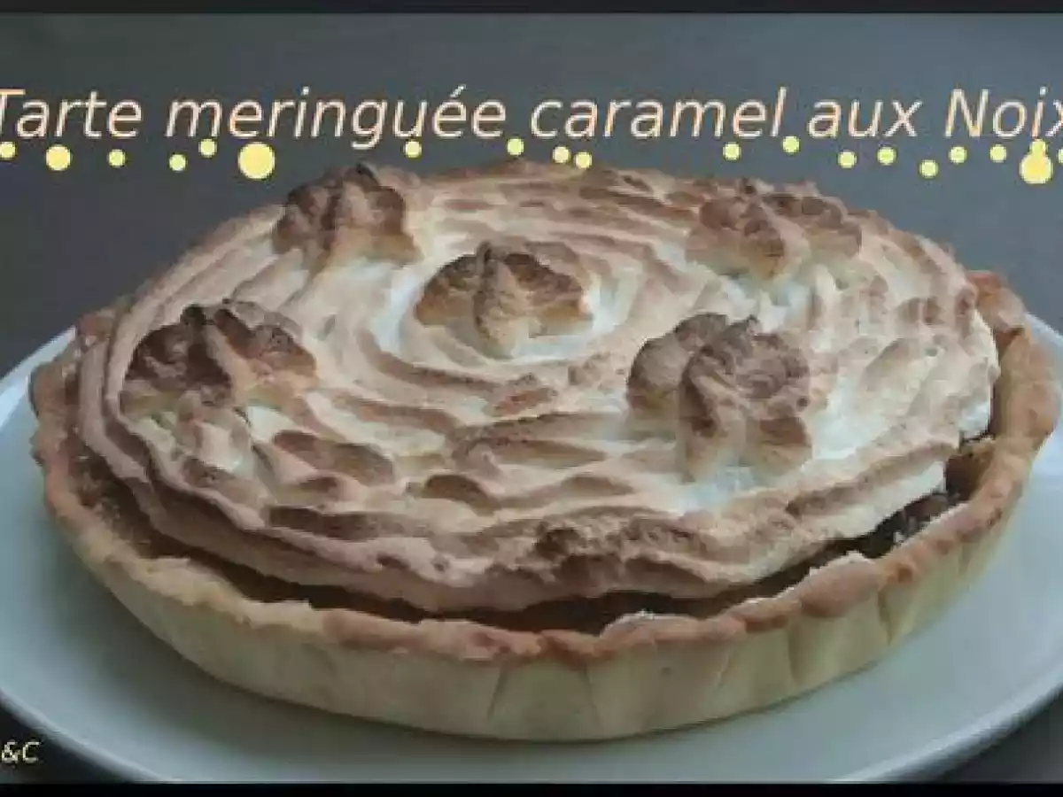 **Parce que c?est encore l?automne : Une Tarte meringuée au caramel et aux noix** - photo 2