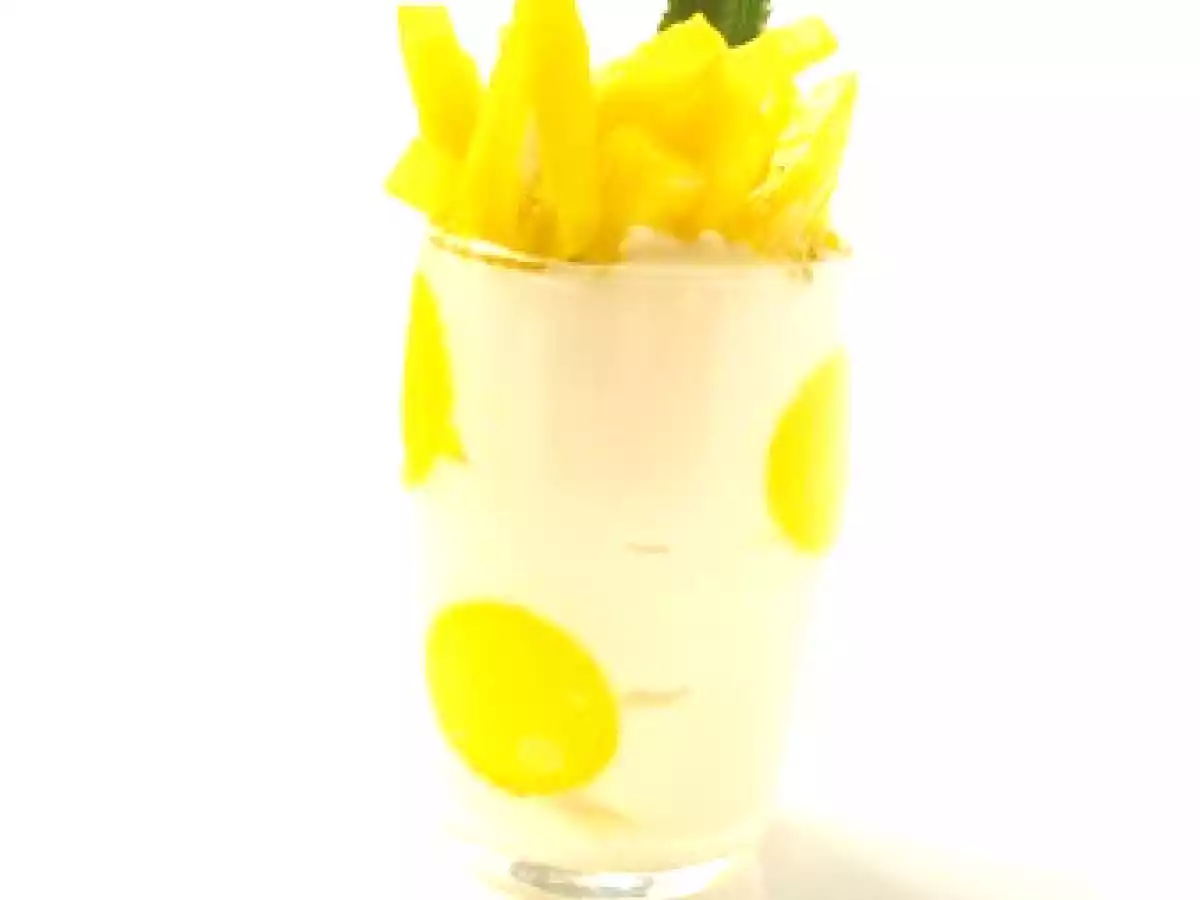 Parfait au chocolat blanc et ananas façon verrine - photo 3