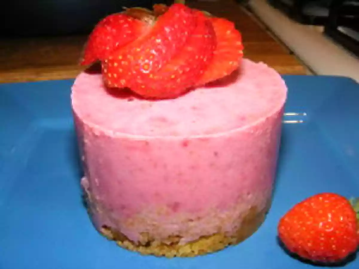PARFAIT GLACÉ AUX FRAISES LÉGER