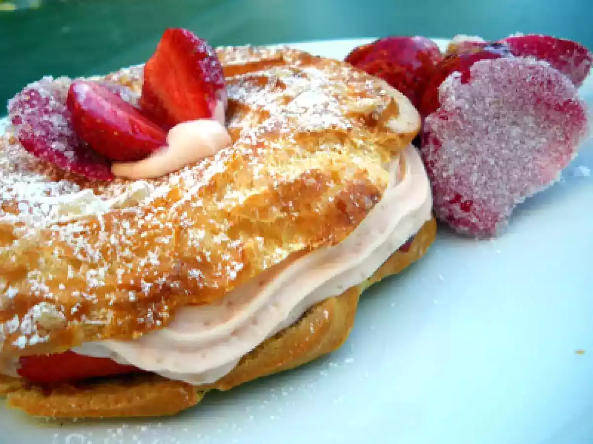 Paris-Tokyo Aux Fraises