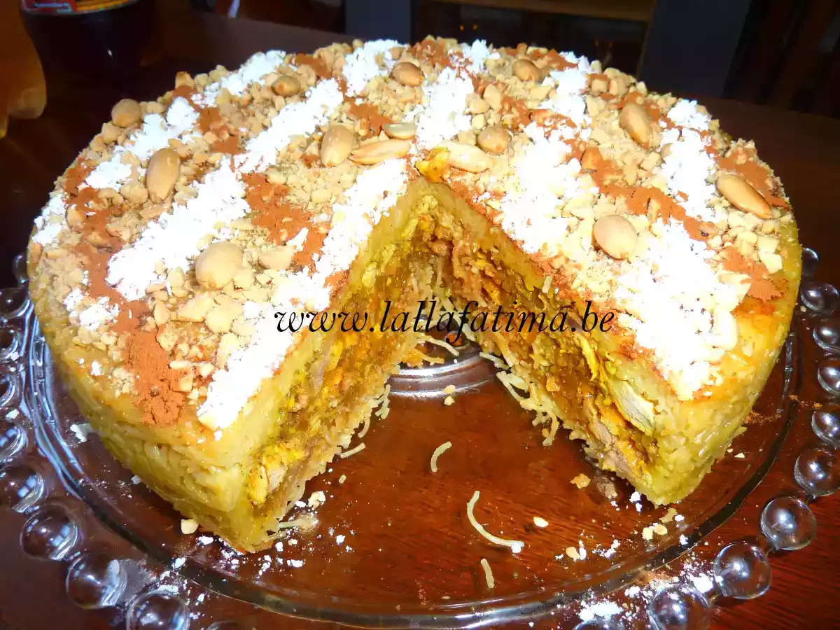 Pastilla au poulet et amandes sans brick