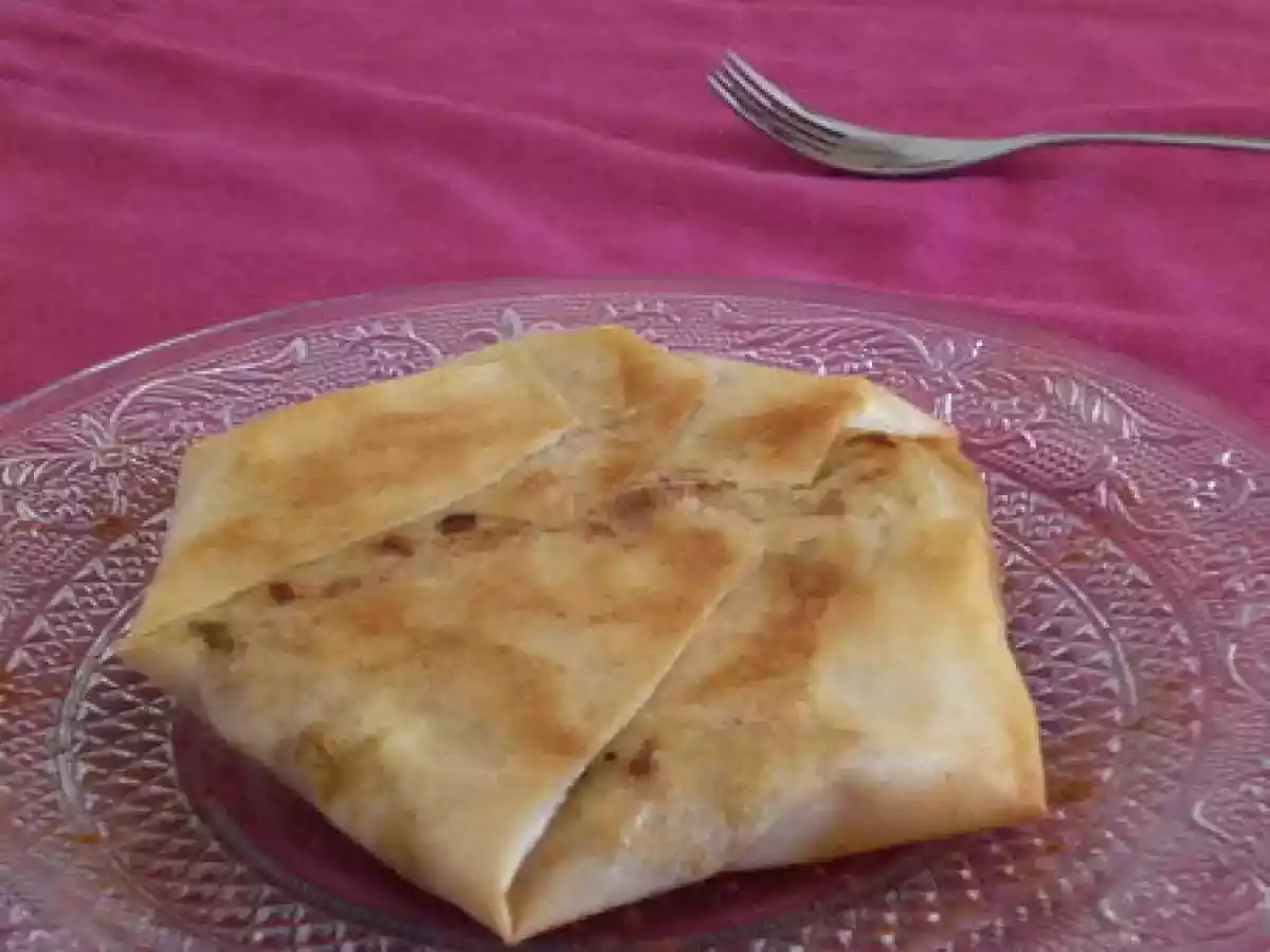 Pastillas de poulet aux amandes et raisins - photo 2