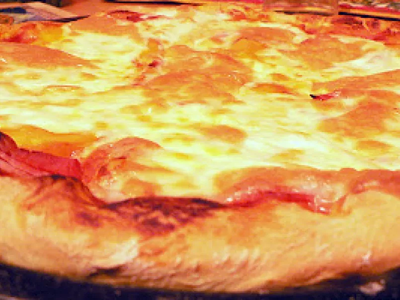 Pâte à pizza et pizza aux 2 fromages, photo 1