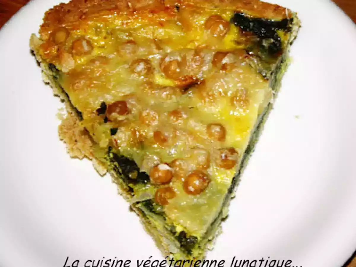 Pâte à tarte peu conventionnelle recouverte de blettes et pois chiche épicés !