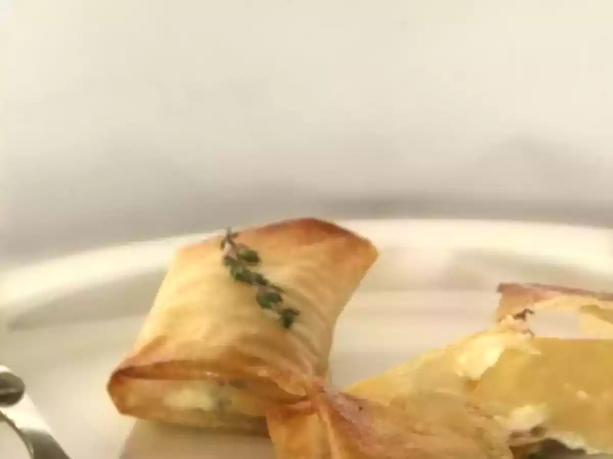 Pâte filo aux deux chèvres chauds