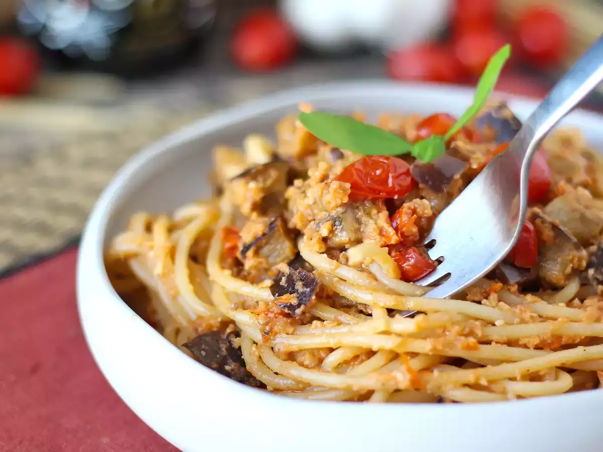 Pâtes à la crème d’aubergine et aux tomates cerises : le plat qui sent bon le soleil ! - photo 3