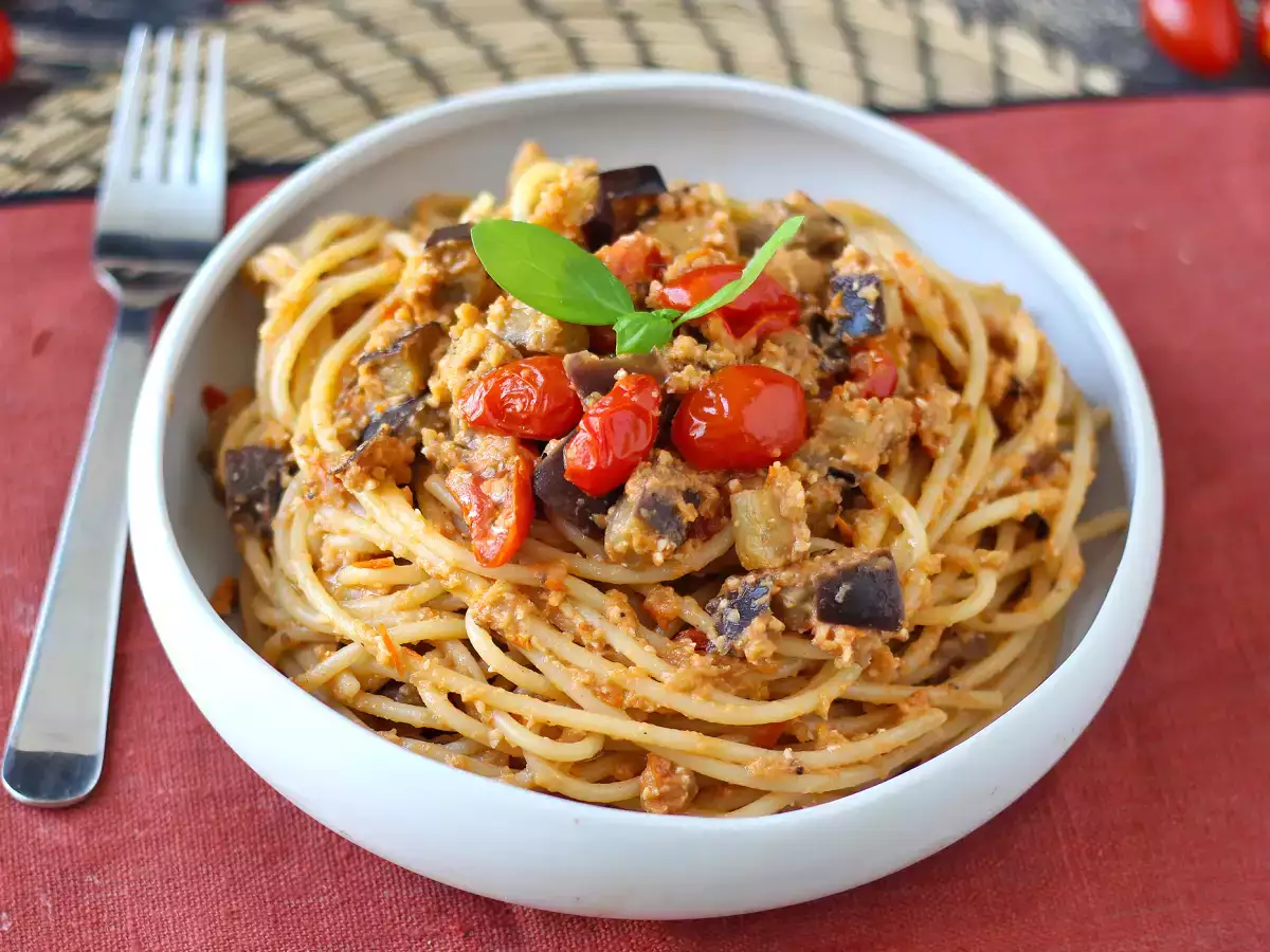 Pâtes à la crème d’aubergine et aux tomates cerises : le plat qui sent bon le soleil ! - photo 4