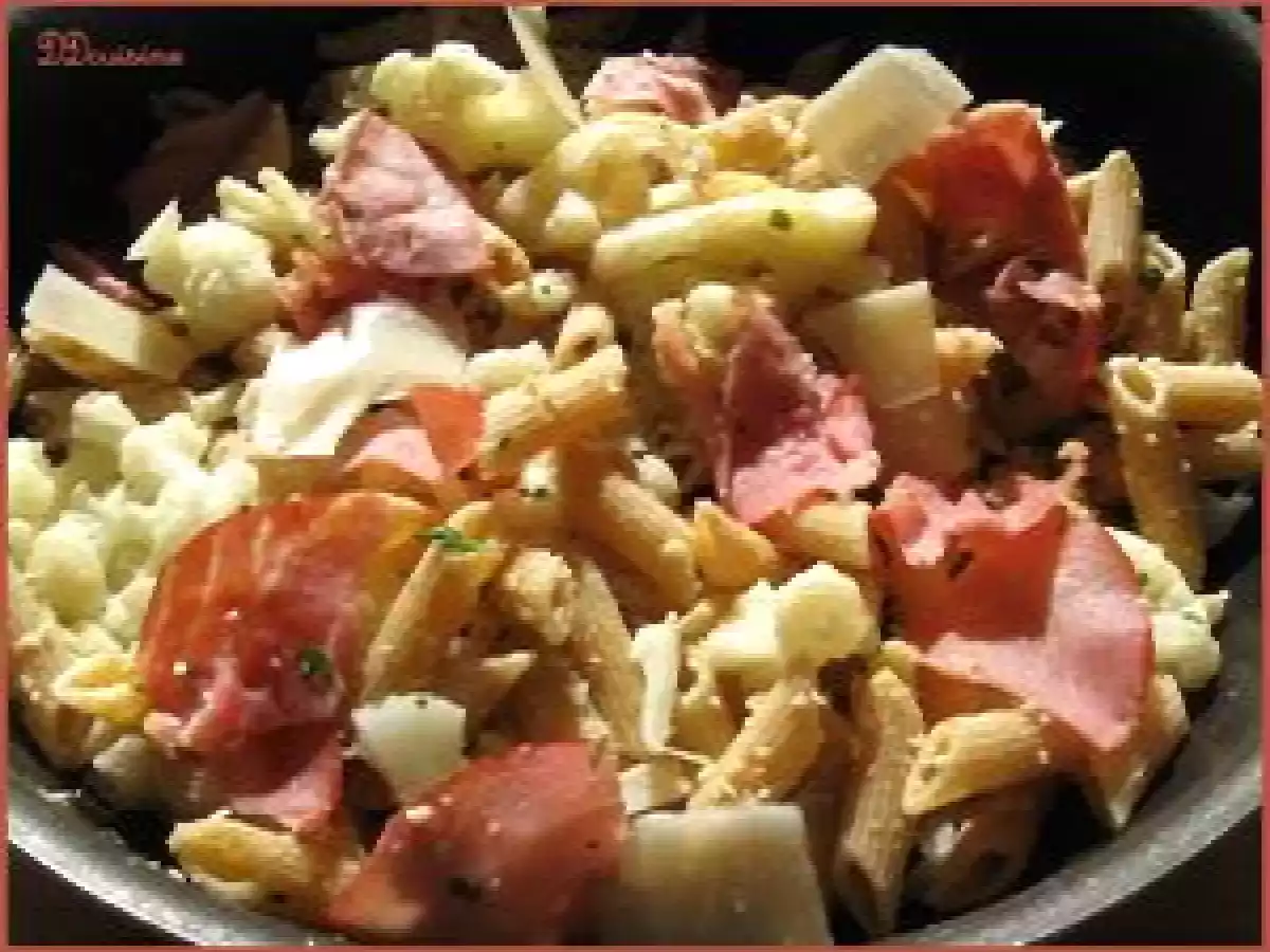 Pâtes au chou-feur et au bacon, pour un plat complet et équilibré