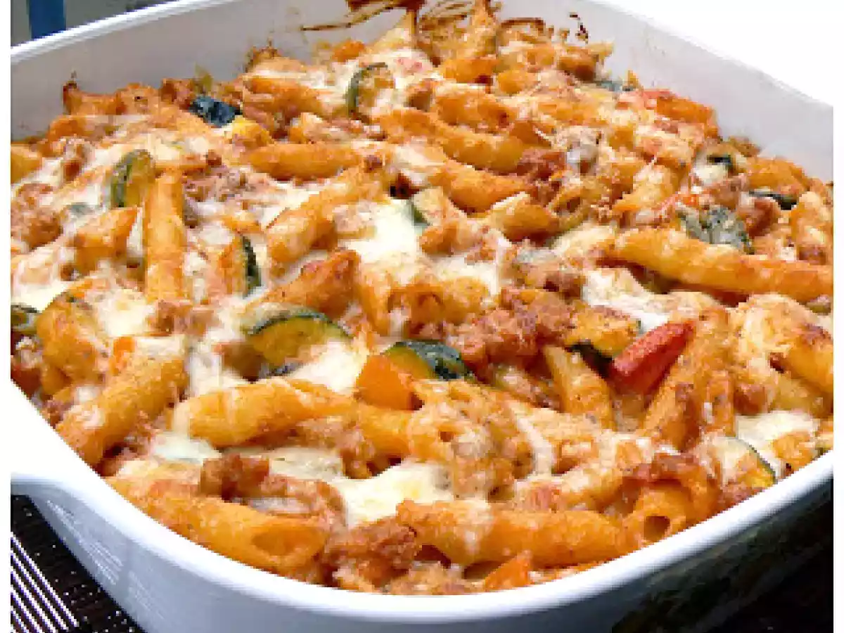 Pâtes au fromage et à la saucisse italienne