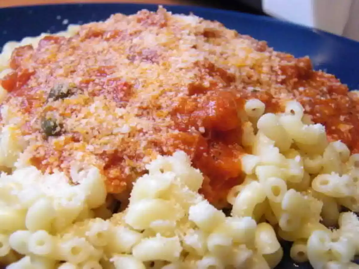Pâtes au Thon, olive noires et parmesan