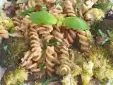 Pâtes aux brocolis, champignons et basilic, photo 1