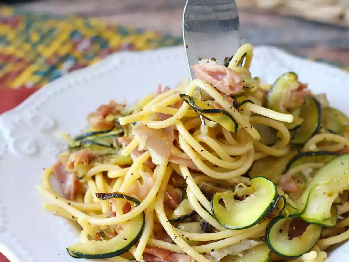 Pâtes aux courgettes et au speck - photo 3