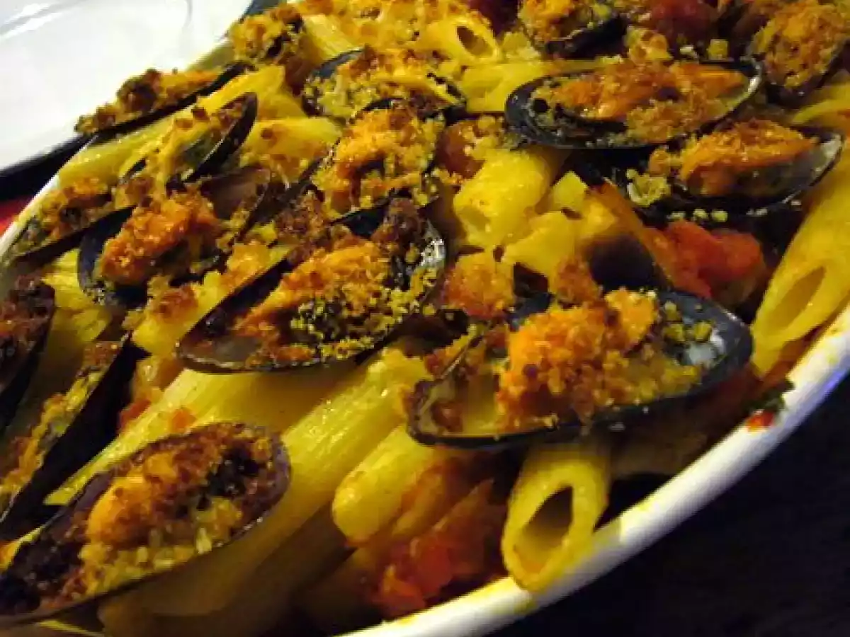 Pâtes aux légumes et crumble aux moules