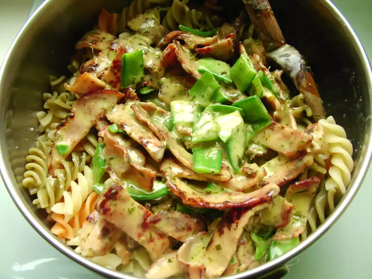 Pâtes aux pois gourmands et au bacon