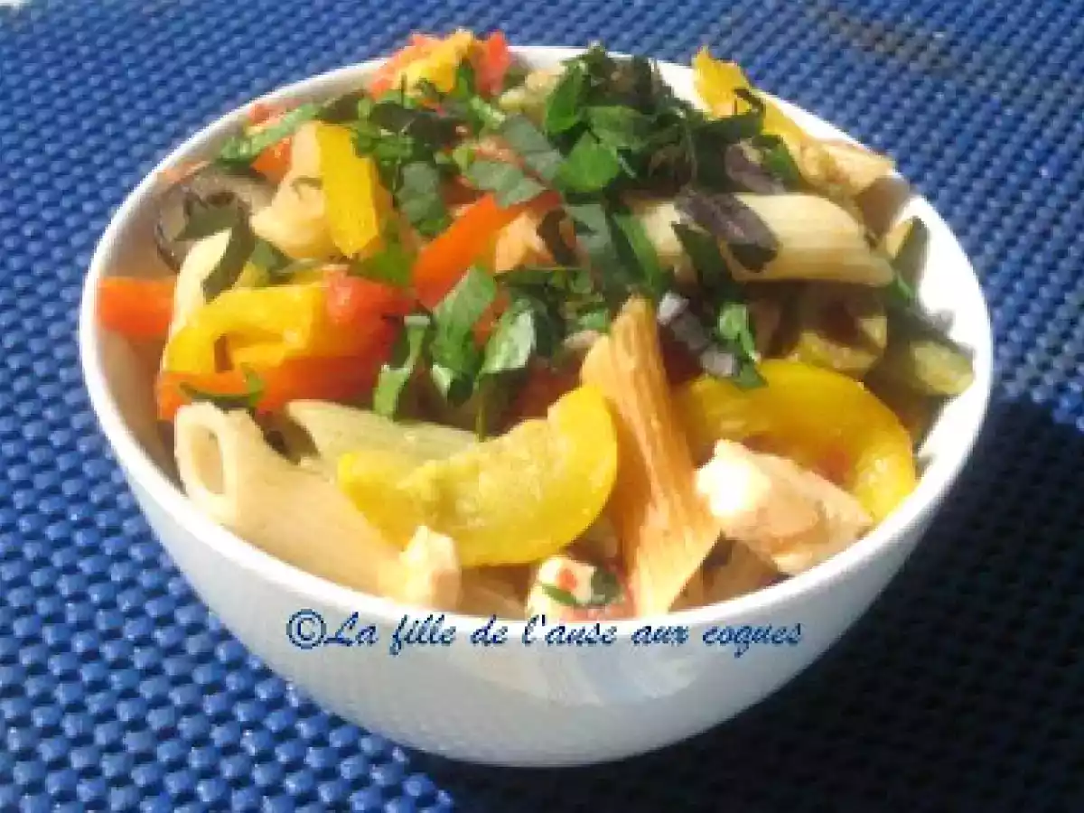 PÂTES AUX POIVRONS ET AU FROMAGE FETA