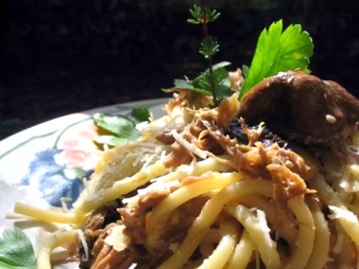 Pâtes d'automne aux cèpes et confit de canard