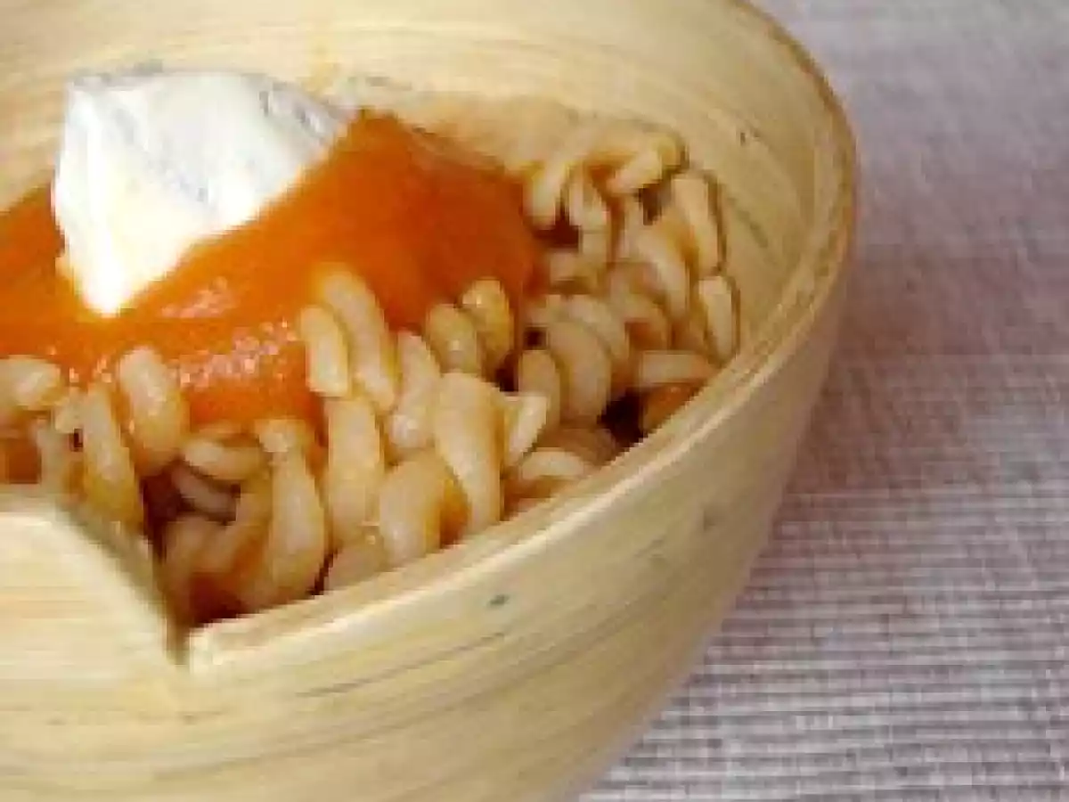 Pâtes (spirelli) sauce au potiron, sauge et gorgonzola