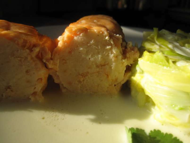 Paupiettes de saumon farcies aux St-Jacques, poireaux à la crème - photo 2