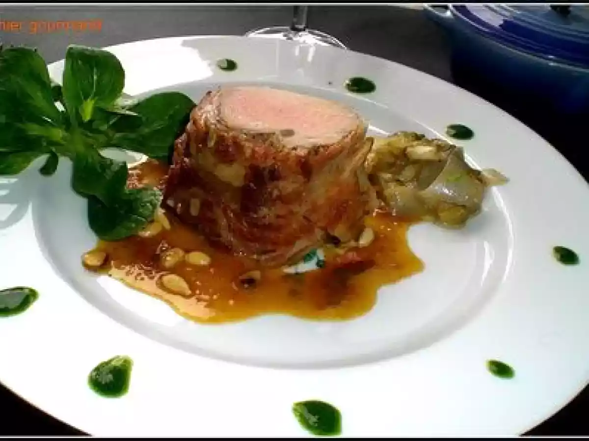 Pavé de mignon de porc mandarin cuit en basse température, jus d'herbes fraîches