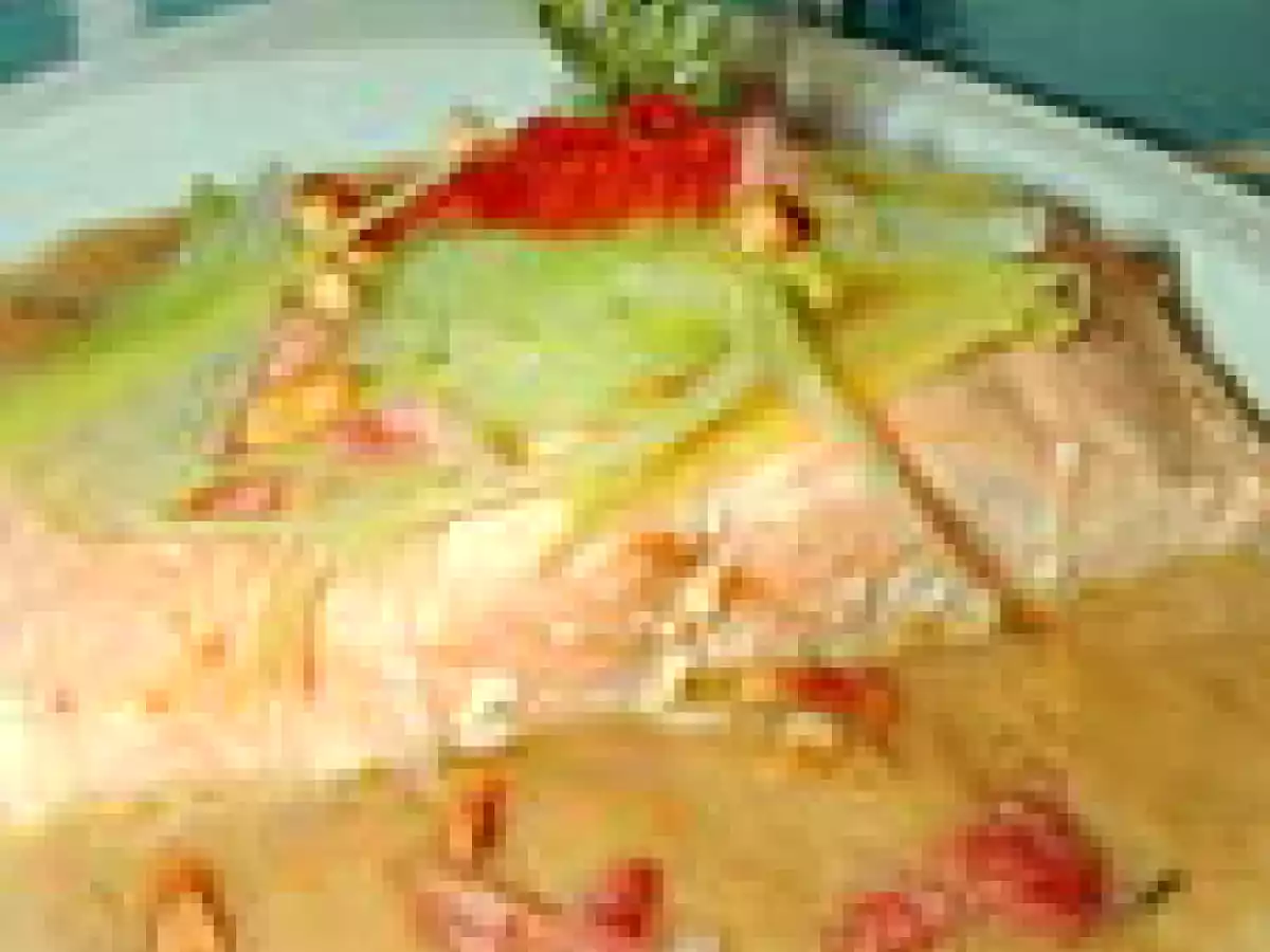 Pavé de saumon poché à l'huile d'olive et sa crème de poireaux confits - photo 4