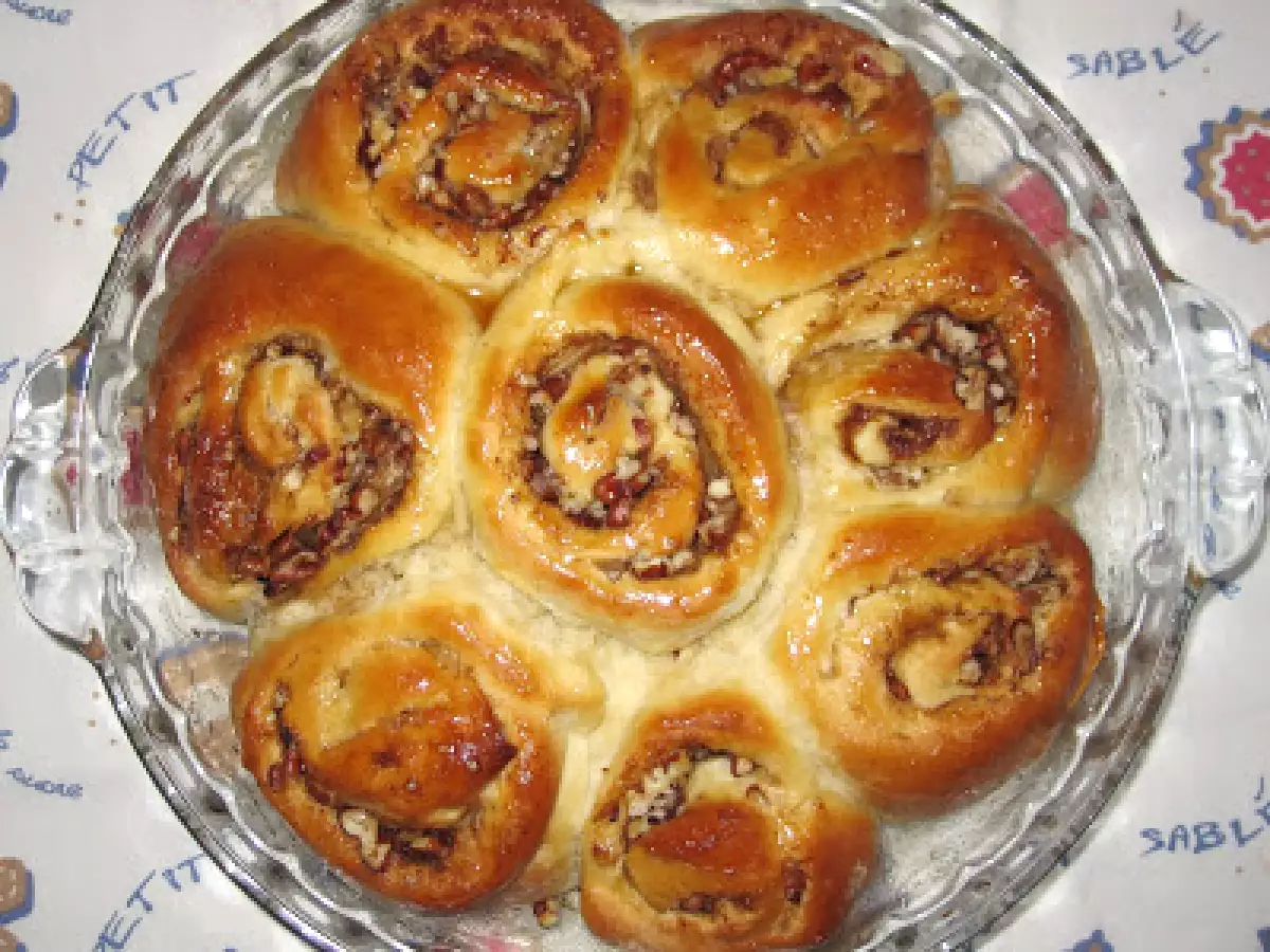 Pecan Rolls (Brioches roulées au Noix de Pécan)