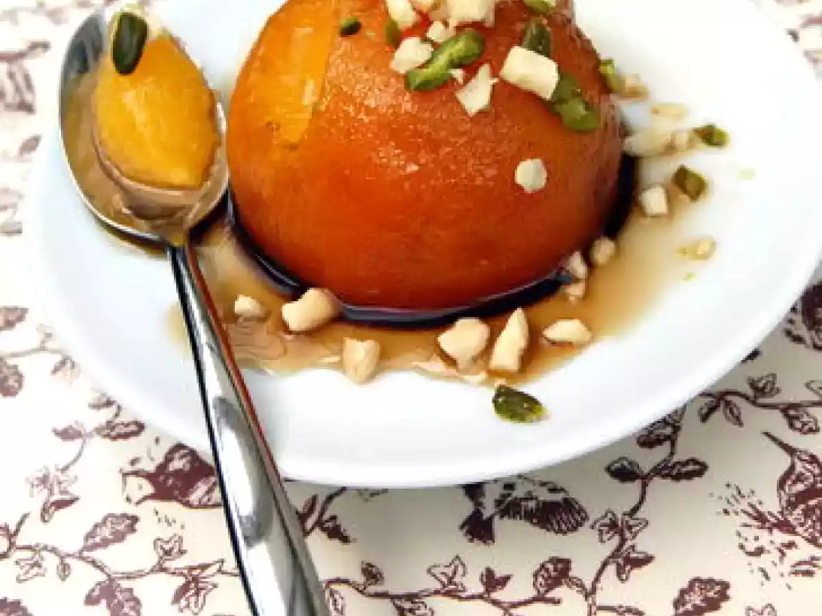 Pêches pochées à la verveine et aux amandes fraiches - photo 2
