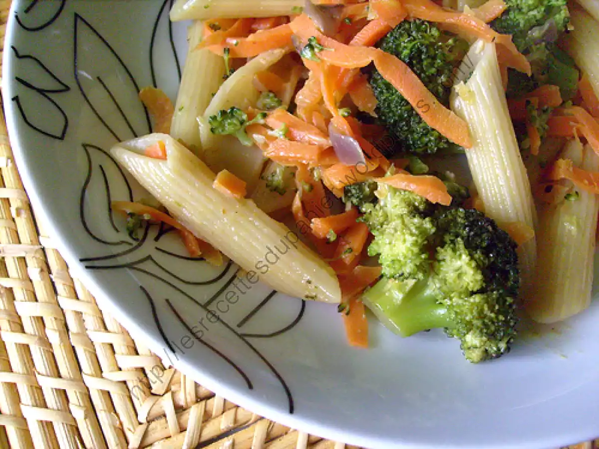 Penne aux brocolis et carottes