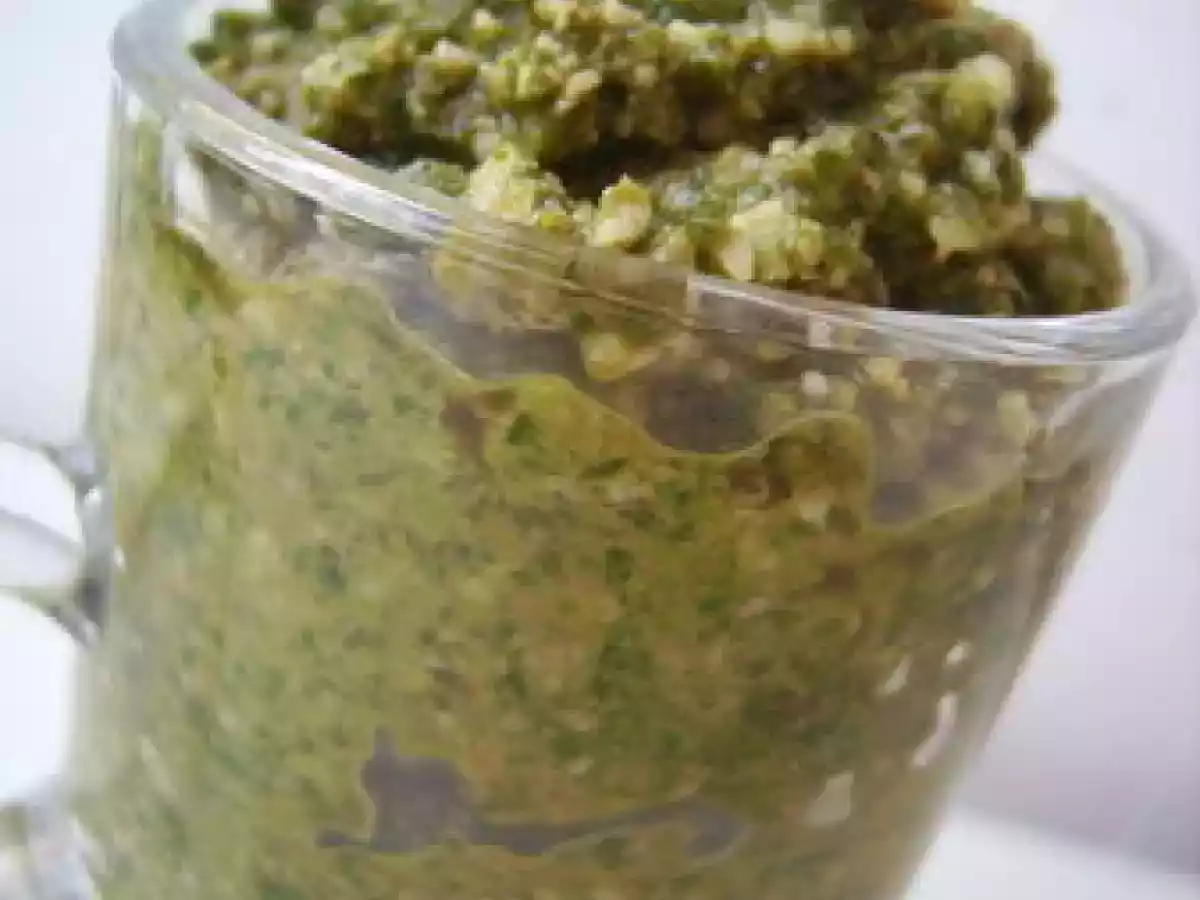 PESTO DE BATAVIA AU NOIX