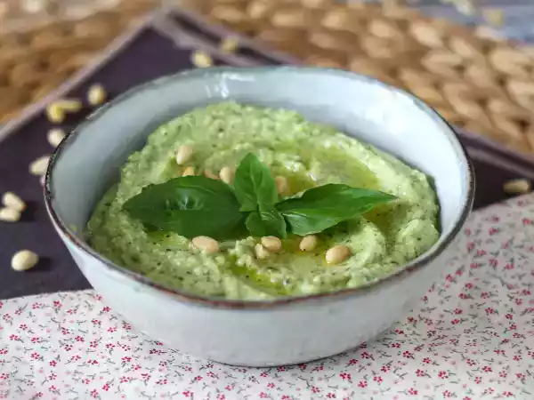 Recette Pesto de courgettes, la sauce rapide et sans cuisson pour vos pâtes !