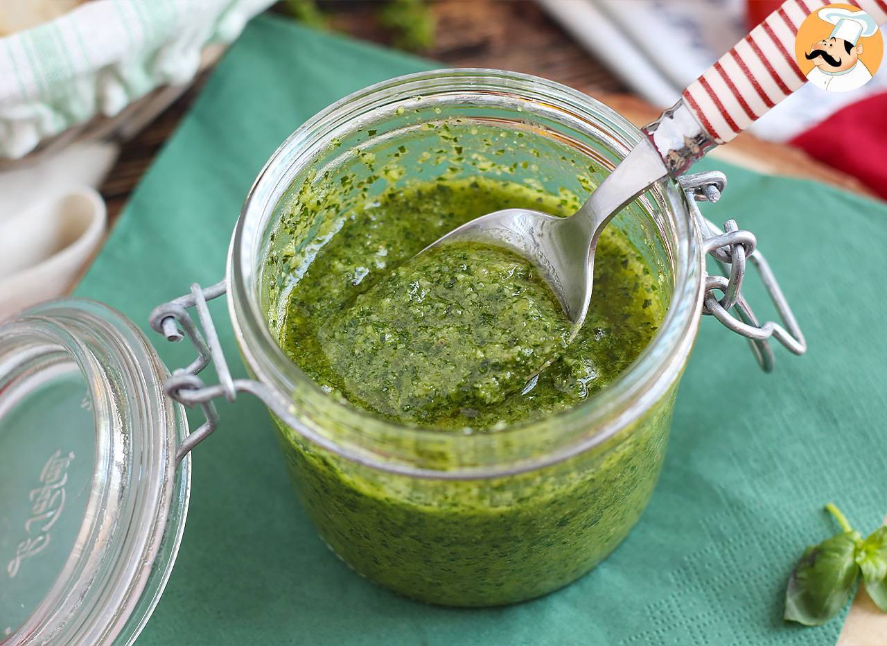 Pesto vert maison - pesto alla genovese - Recette Ptitchef