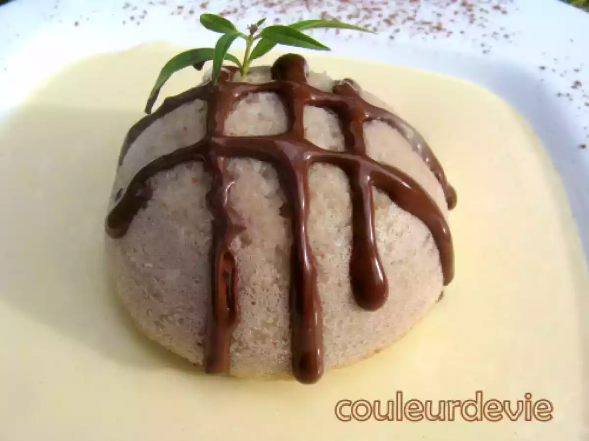 Petit gâteau aux châtaignes et sa crème anglaise