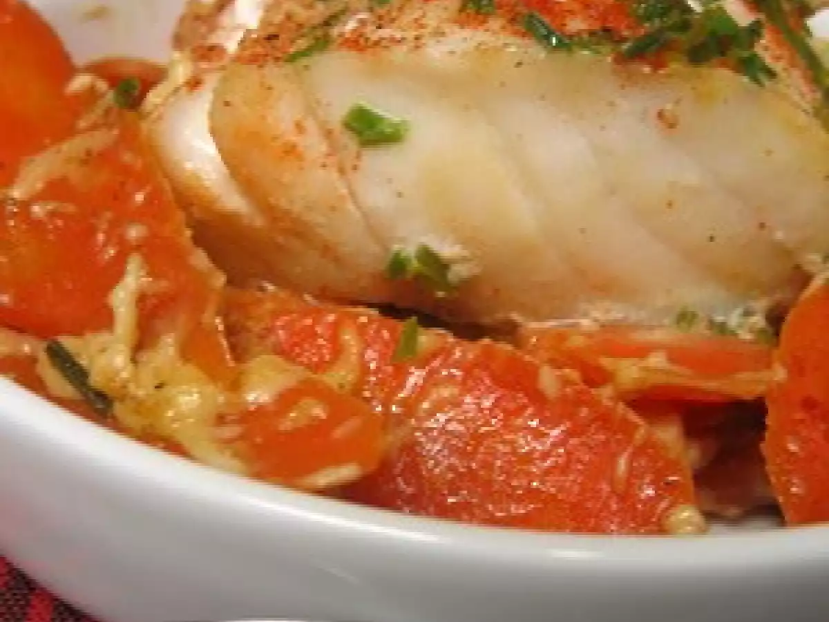 Petit plat gourmand de cabillaud pané à la ciboulette sur lit de carottes - photo 2