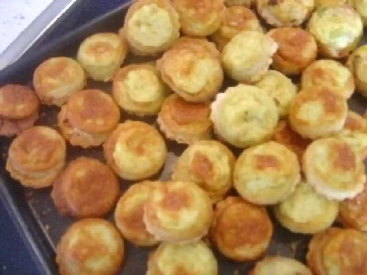 Petites bouchées apéritives aux roquefort