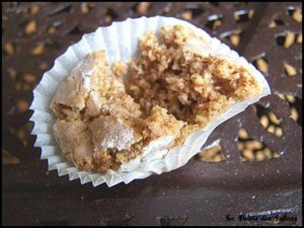 Petites Boules Aux Amandes Et Aux Noix Patisserie Marocaine Recette Ptitchef