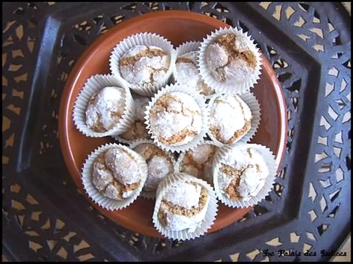 Petites boules aux amandes et aux noix ( pâtisserie marocaine ) - photo 4