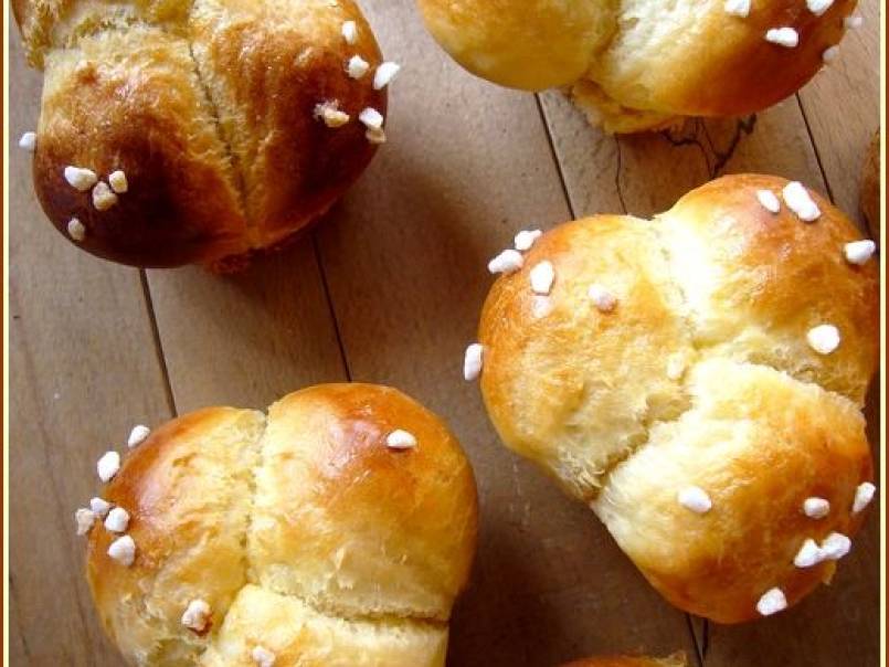 Petites brioches au sucre