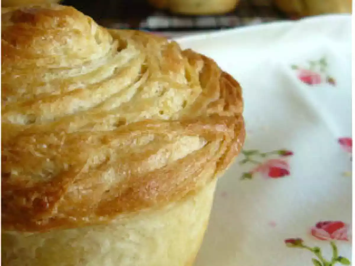 Petites brioches feuilletees