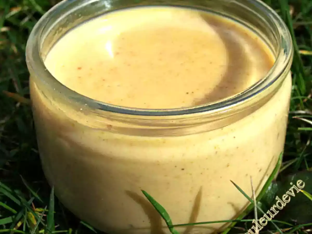 Petites crèmes à la pâte de praliné (type crème Mont-Blanc)