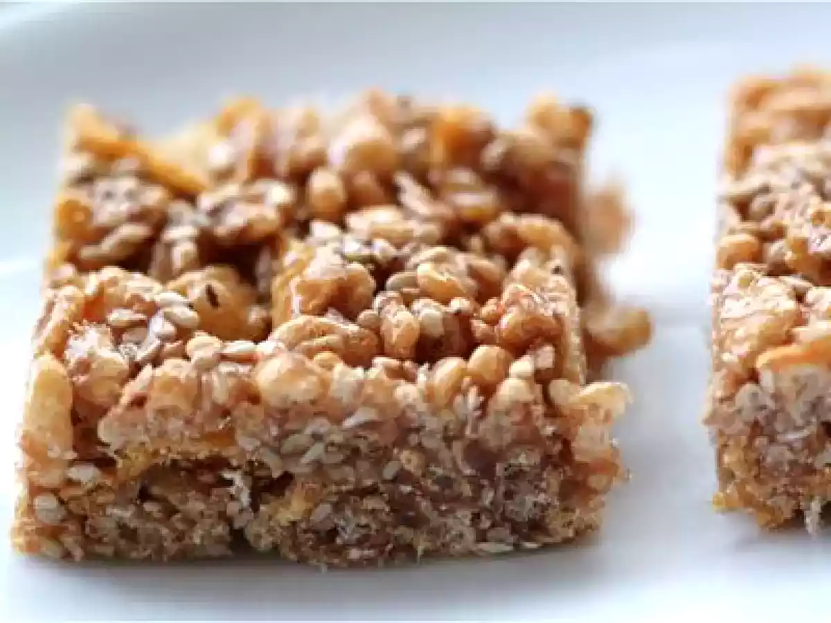 Petites gourmandises au graines de sésame et aux céréales