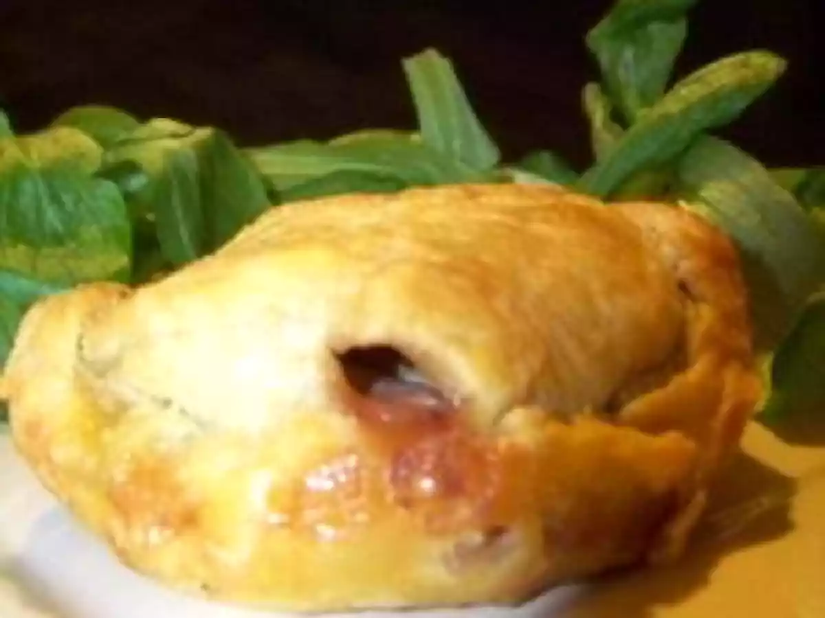 Petites tourtes de foie gras aux 2 pommes et à la gelée de groseilles