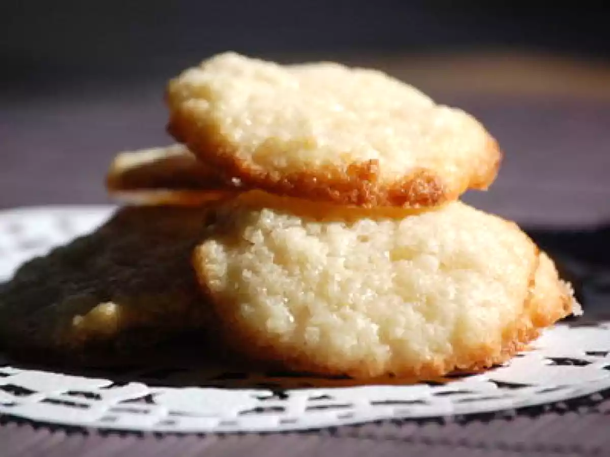 PETITS BISCUITS A LA CREME FRAÎCHE