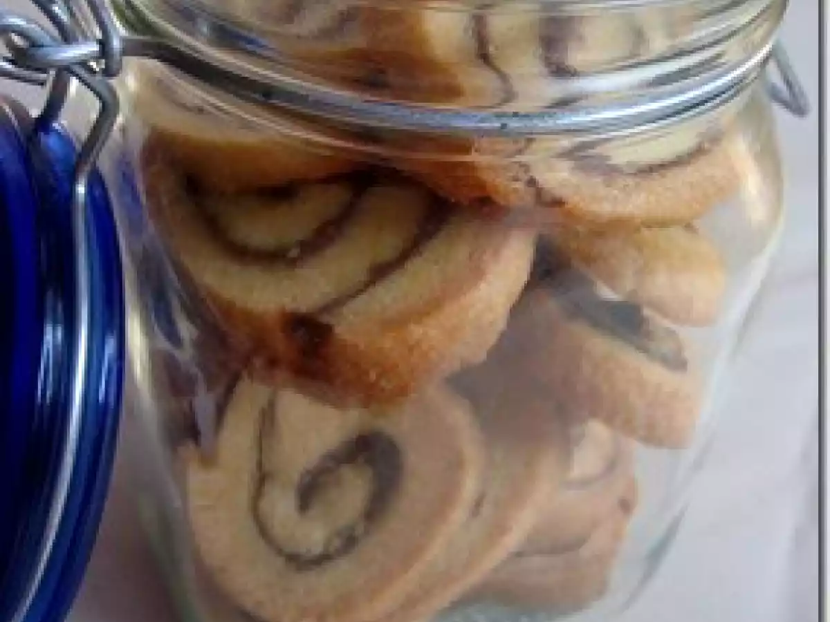 Petits biscuits roulés aux noisettes et au Nutella - photo 4