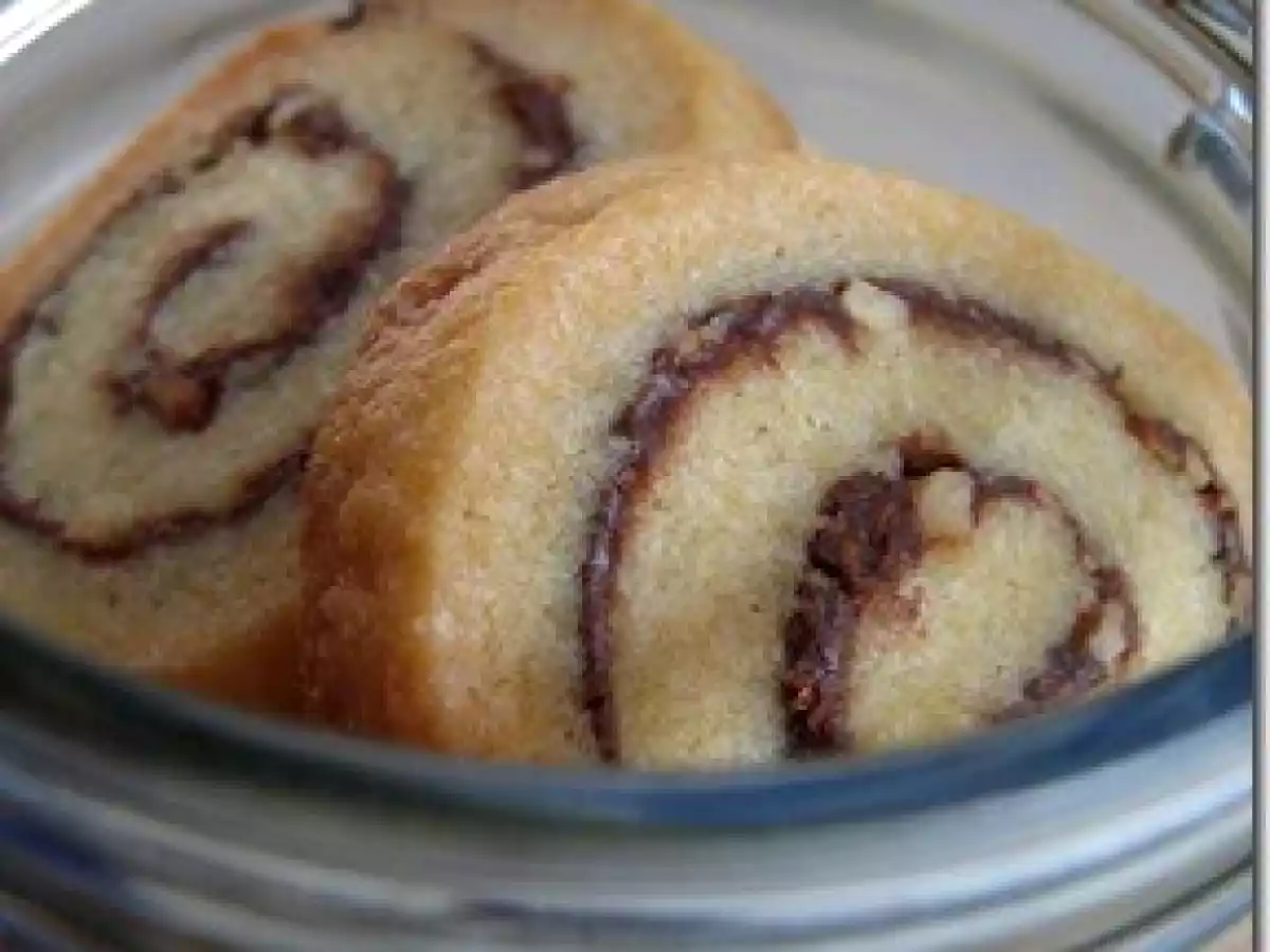 Petits biscuits roulés aux noisettes et au Nutella - photo 5