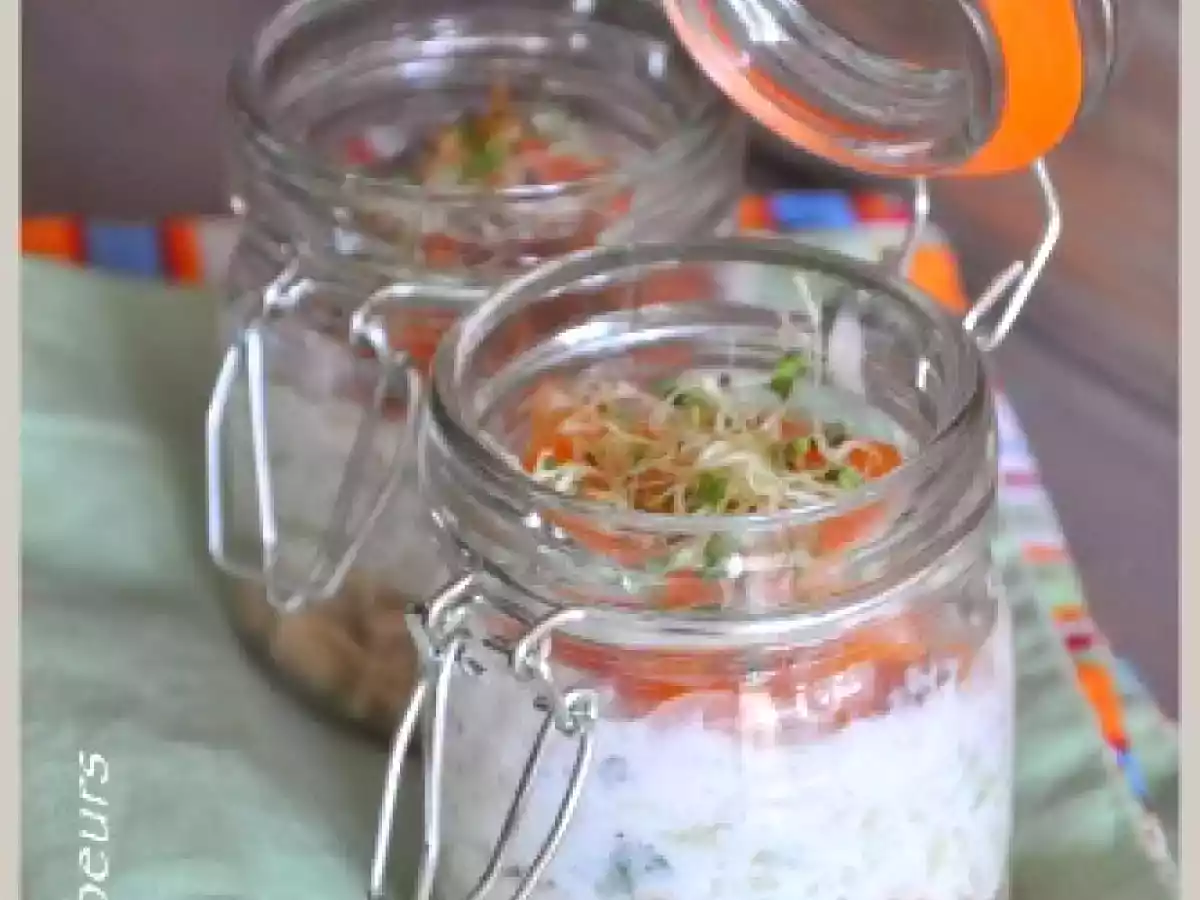 Petits bocaux de saumon façon Tzatziki