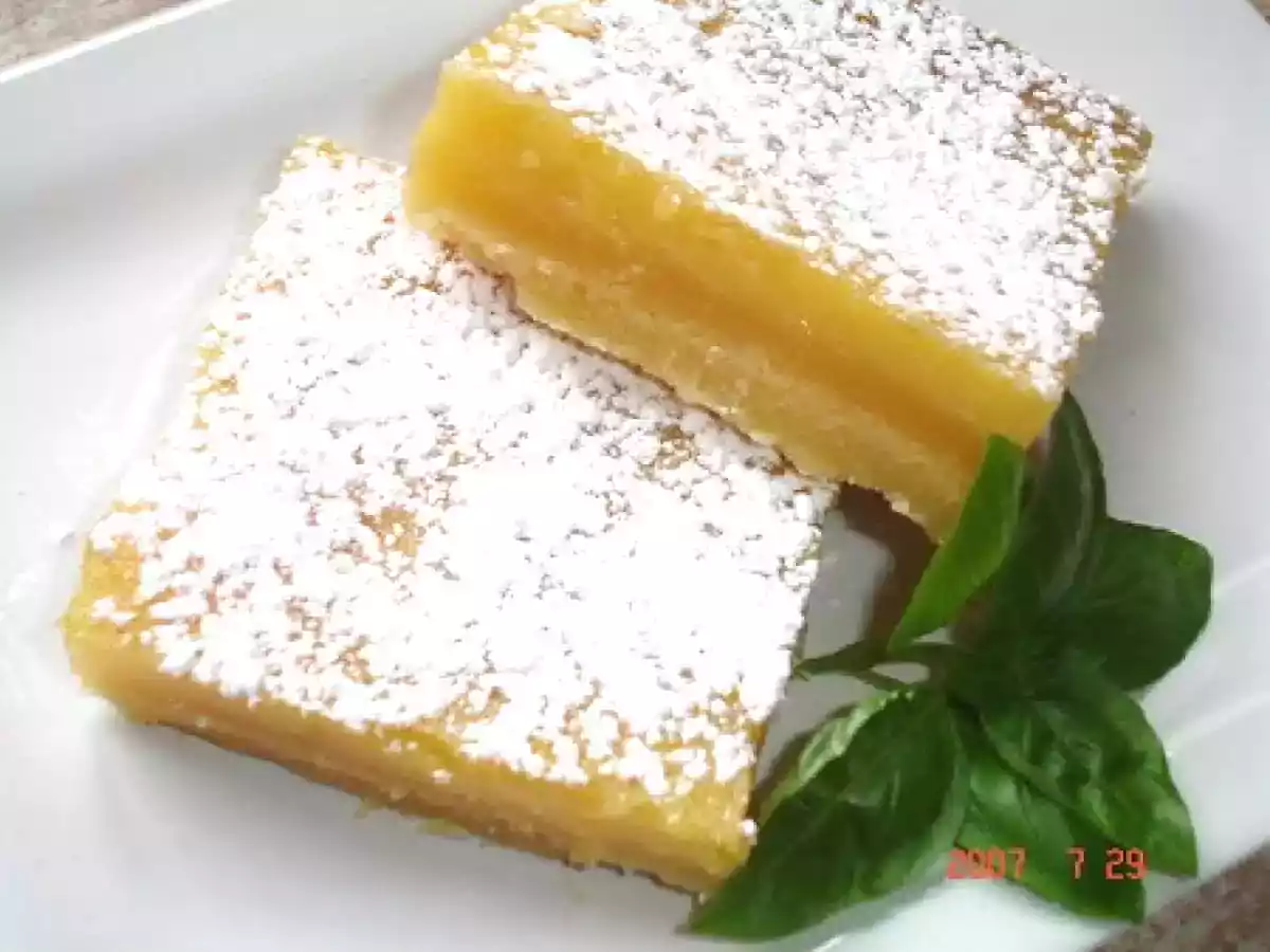 Petits carrés au citron et citron vert