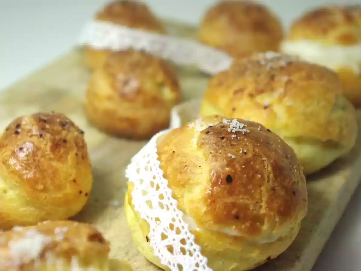 Petits choux au piment d'espelette et crème de parmesan - photo 2