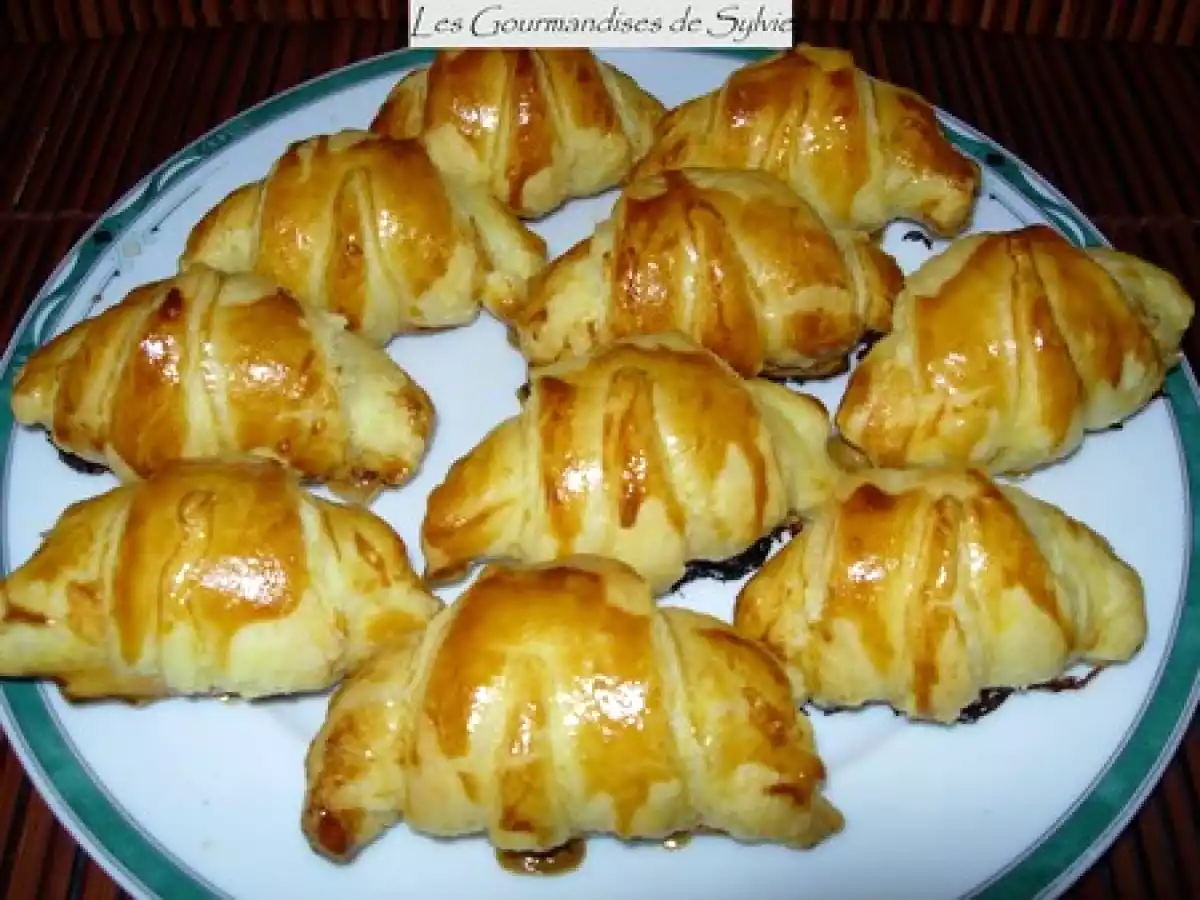 Petits Croissants Amuse-Bouche