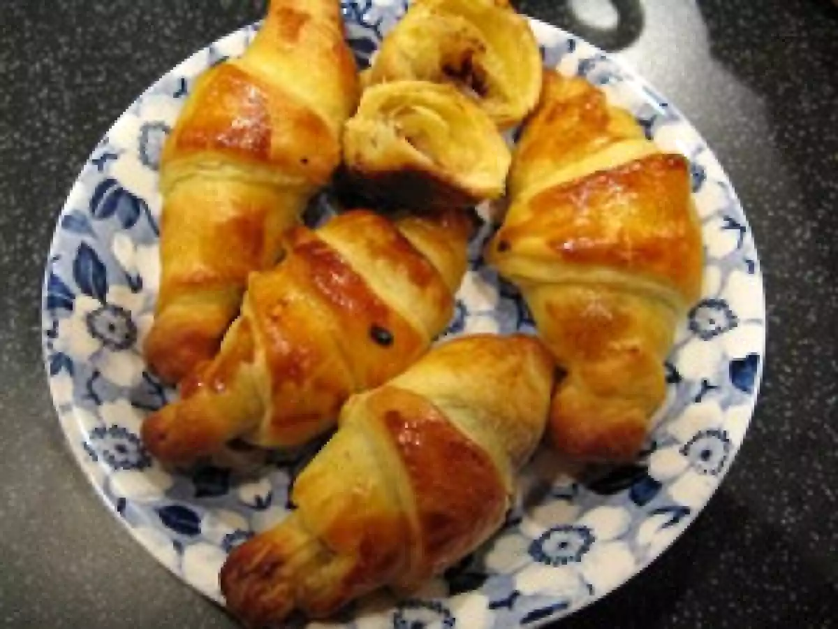 Petits croissants poire-chocolat ou trois fois rien pour un délice!