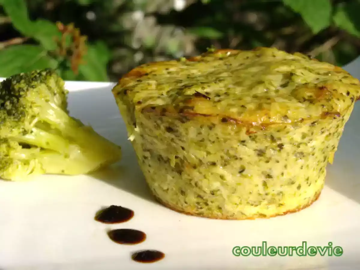 Petits flans de brocolis au parmesan