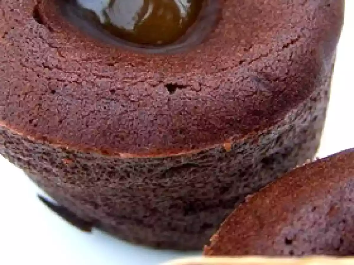 Petits fondants chocolat au coeur dulce de leche